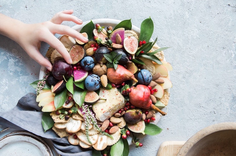 Alimentation jambes légères: ces denrées qui font du bien à nos gambettes 1 Aliments circulation veineuse1 libellasocks.com